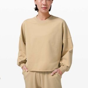Lululemon LA Oversize Boxy Crew
